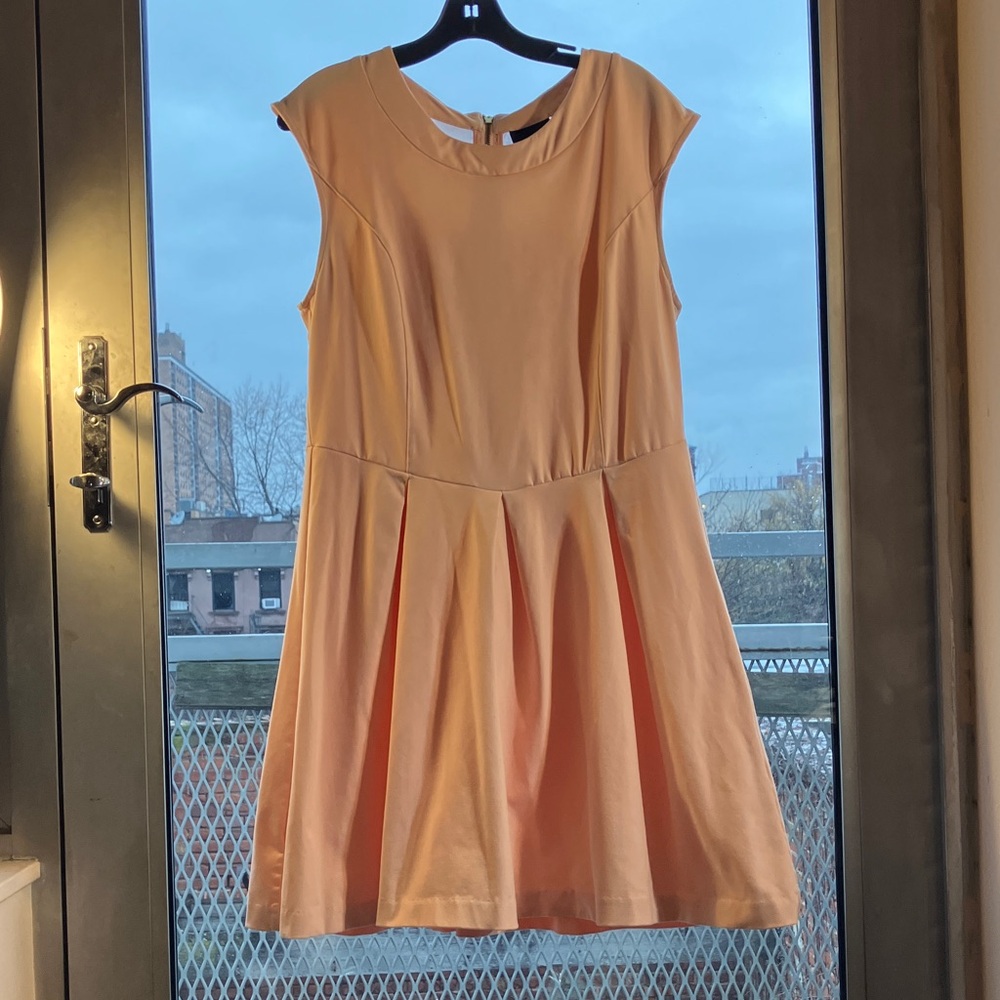 Peach-colored Cynthia Rowley Cocktail Mini Dress SZ L preowned in good condition